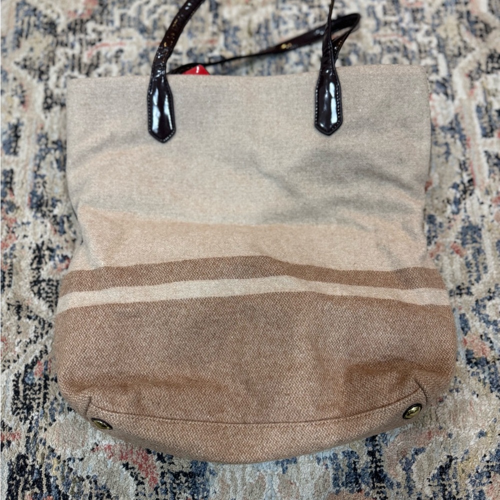 Coach F24665 Stripe North South Beige Wool Large Tote Bag - Picture 10 of 11